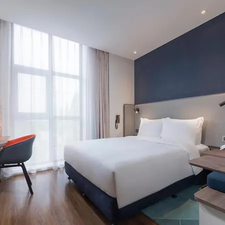 Holiday Inn Express Shanghai Gubei By Ihg 上海 Exterior photo